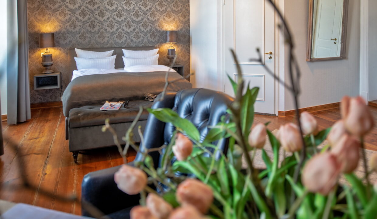motorradhotels info schlossrattey_12