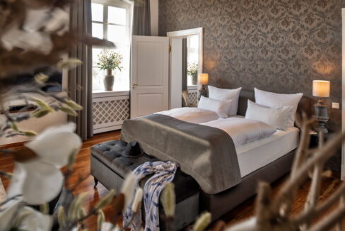 motorradhotels info schlossrattey_13