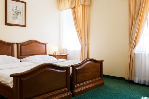 Motorradhotels_info_royal_golf_hotel_07