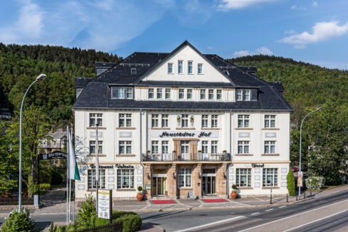 motorradhotels_info_hotel_neustaedter_hof_01